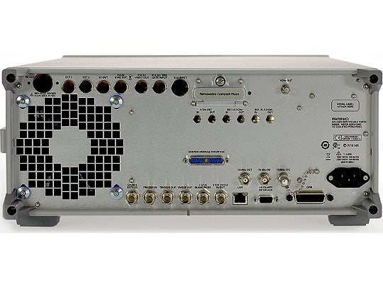 Keysight Technologies (formerly Agilent) E8663D | PSG RF Keysight Technologies (formerly Agilent) E8663D | PSG RF